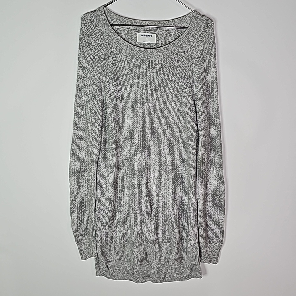 Old Navy medium gray long crew neck knitted sweater